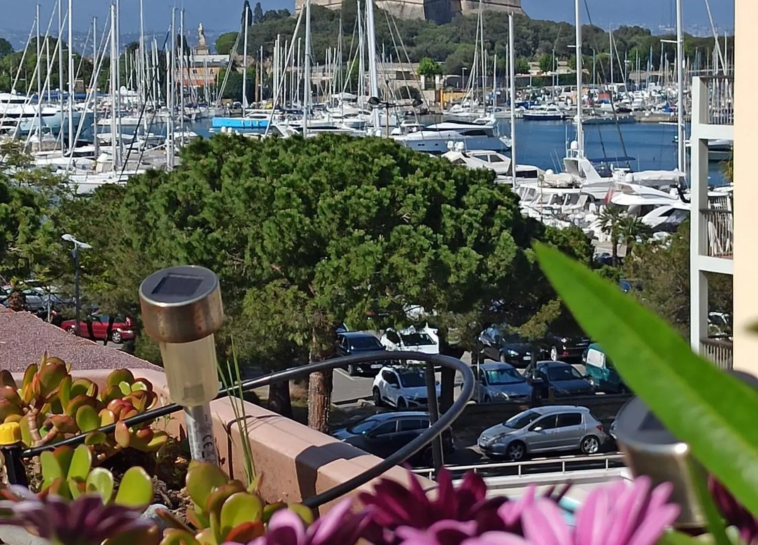 Penthouse - Jacuzzi - Terrace - Parking - 2 Pools Apartment Antibes France