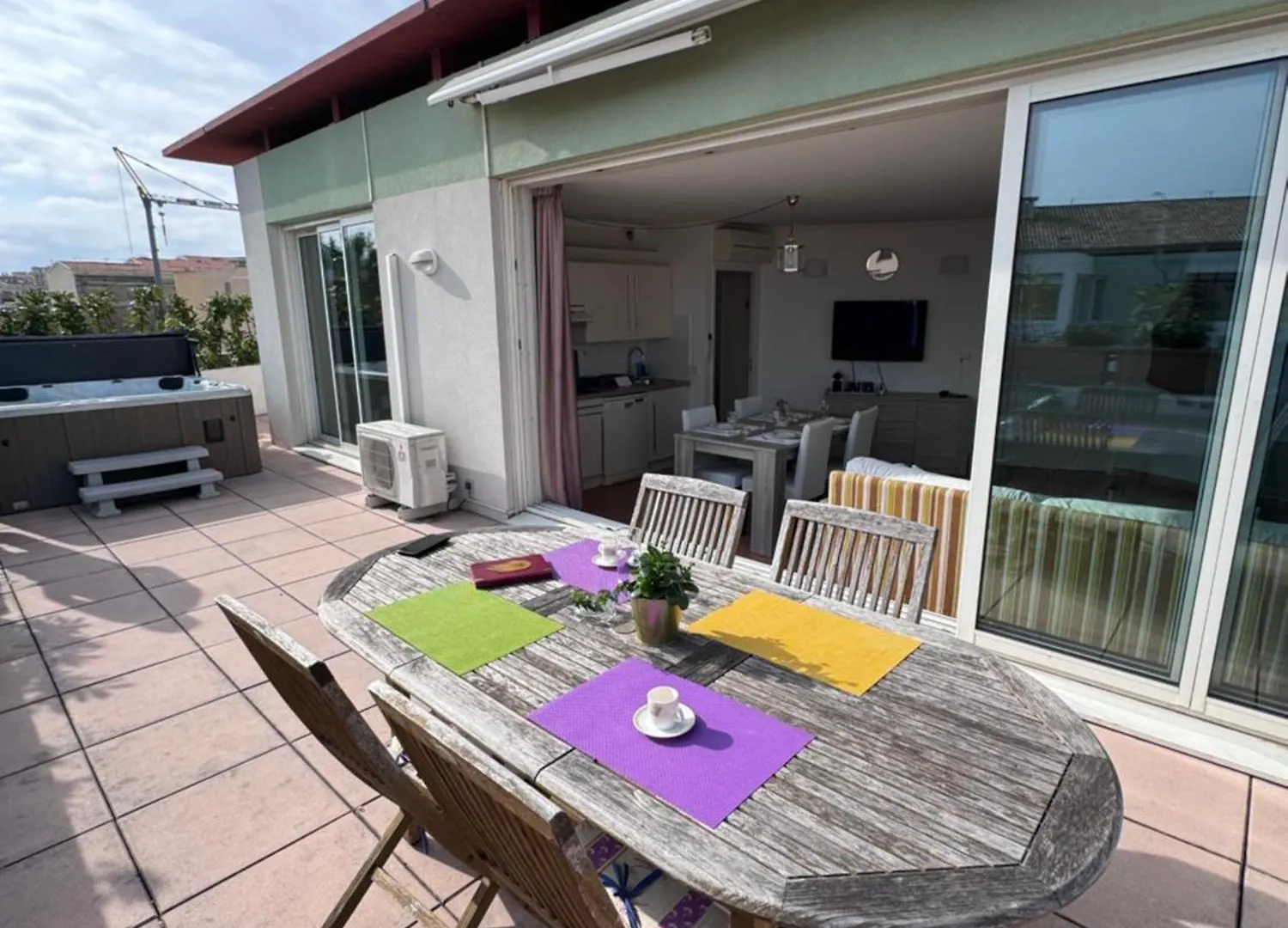 Penthouse - Jacuzzi - Terrace - Parking - 2 Pools Apartment Antibes
