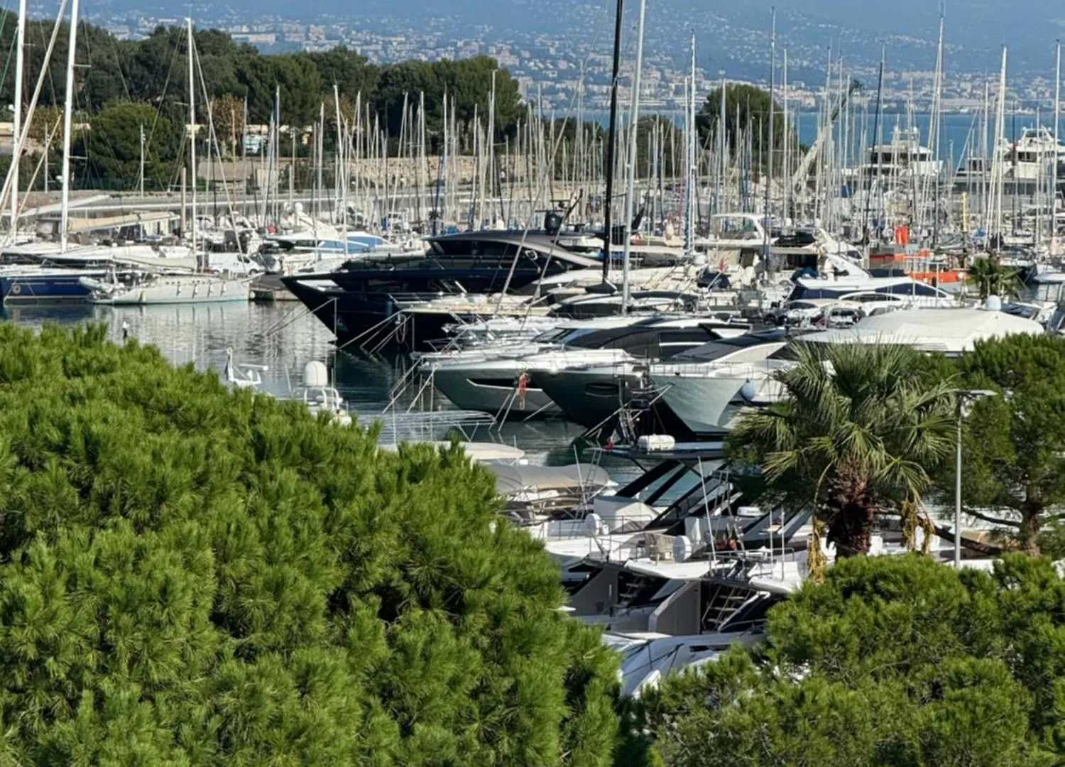 Penthouse - Jacuzzi - Terrace - Parking - 2 Pools Apartment Antibes