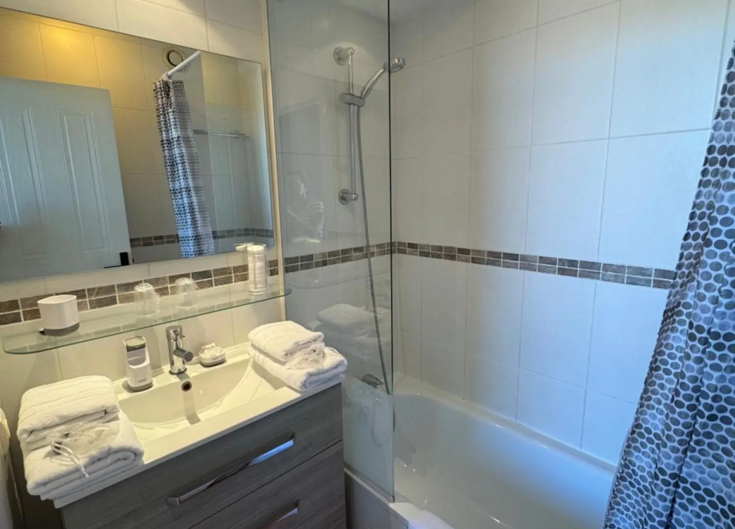 Penthouse - Jacuzzi - Terrace - Parking - 2 Pools Apartment Antibes