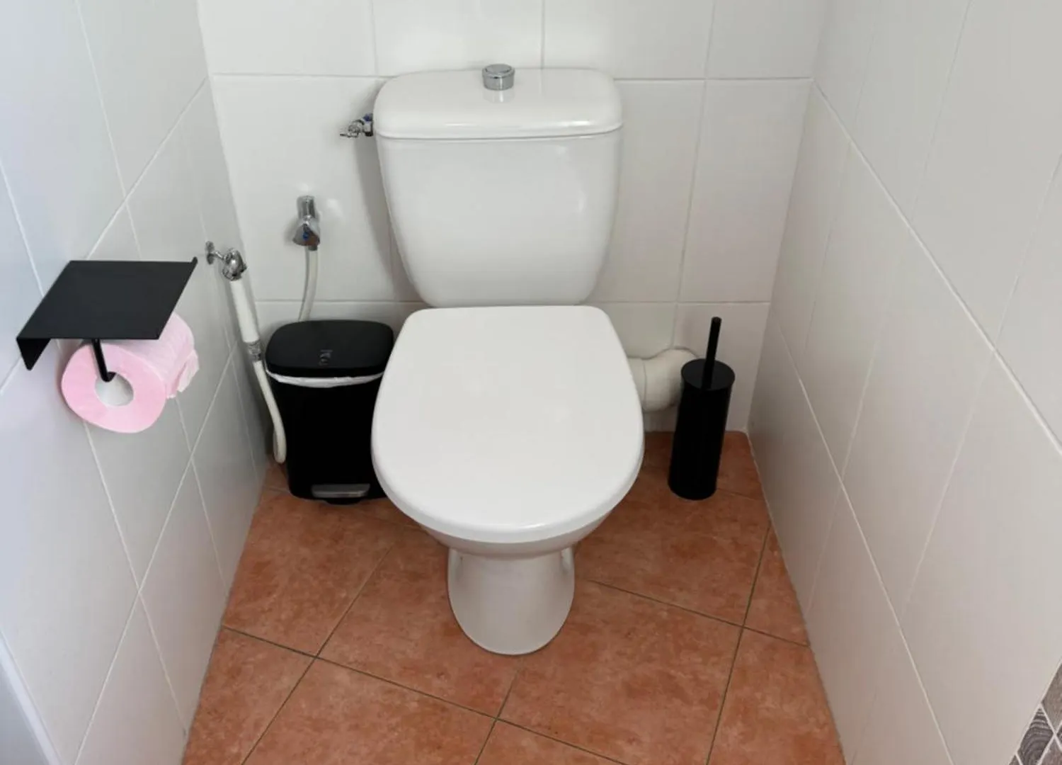 Penthouse - Jacuzzi - Terrace - Parking - 2 Pools Apartment Antibes 0*,  France