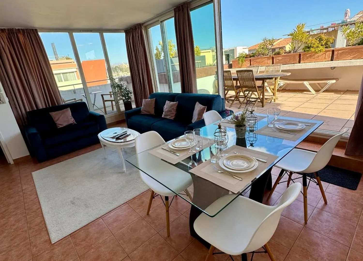 Penthouse - Jacuzzi - Terrace - Parking - 2 Pools Apartment Antibes France