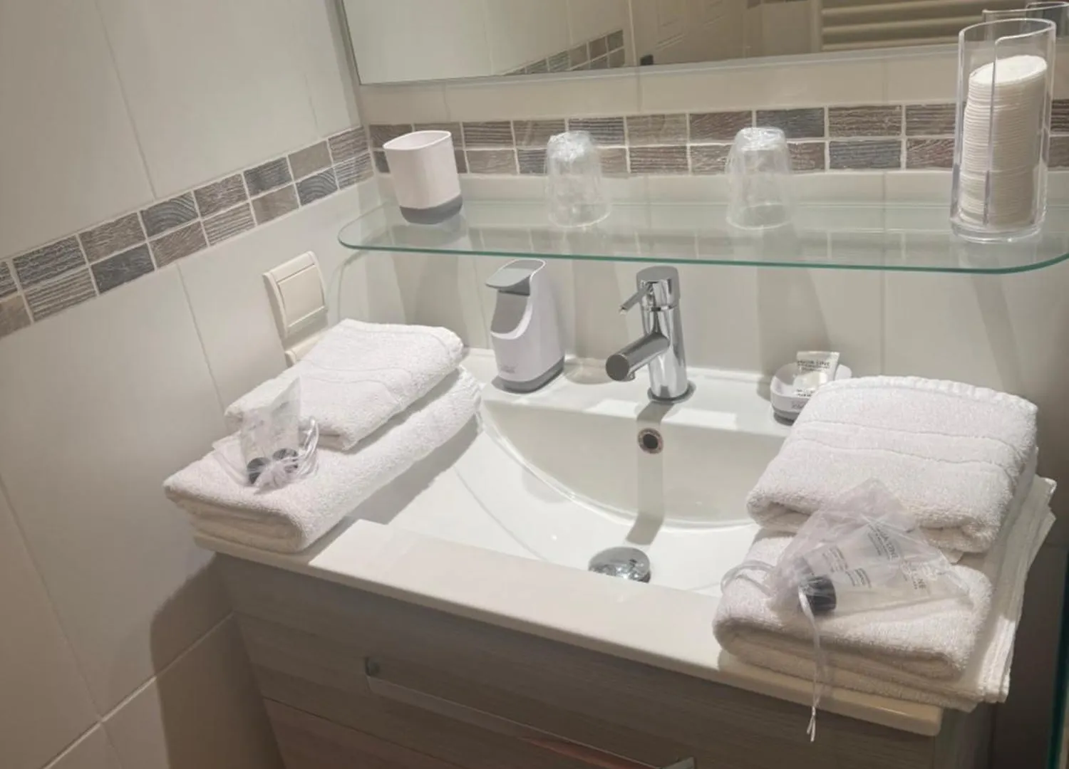Penthouse - Jacuzzi - Terrace - Parking - 2 Pools Apartment Antibes