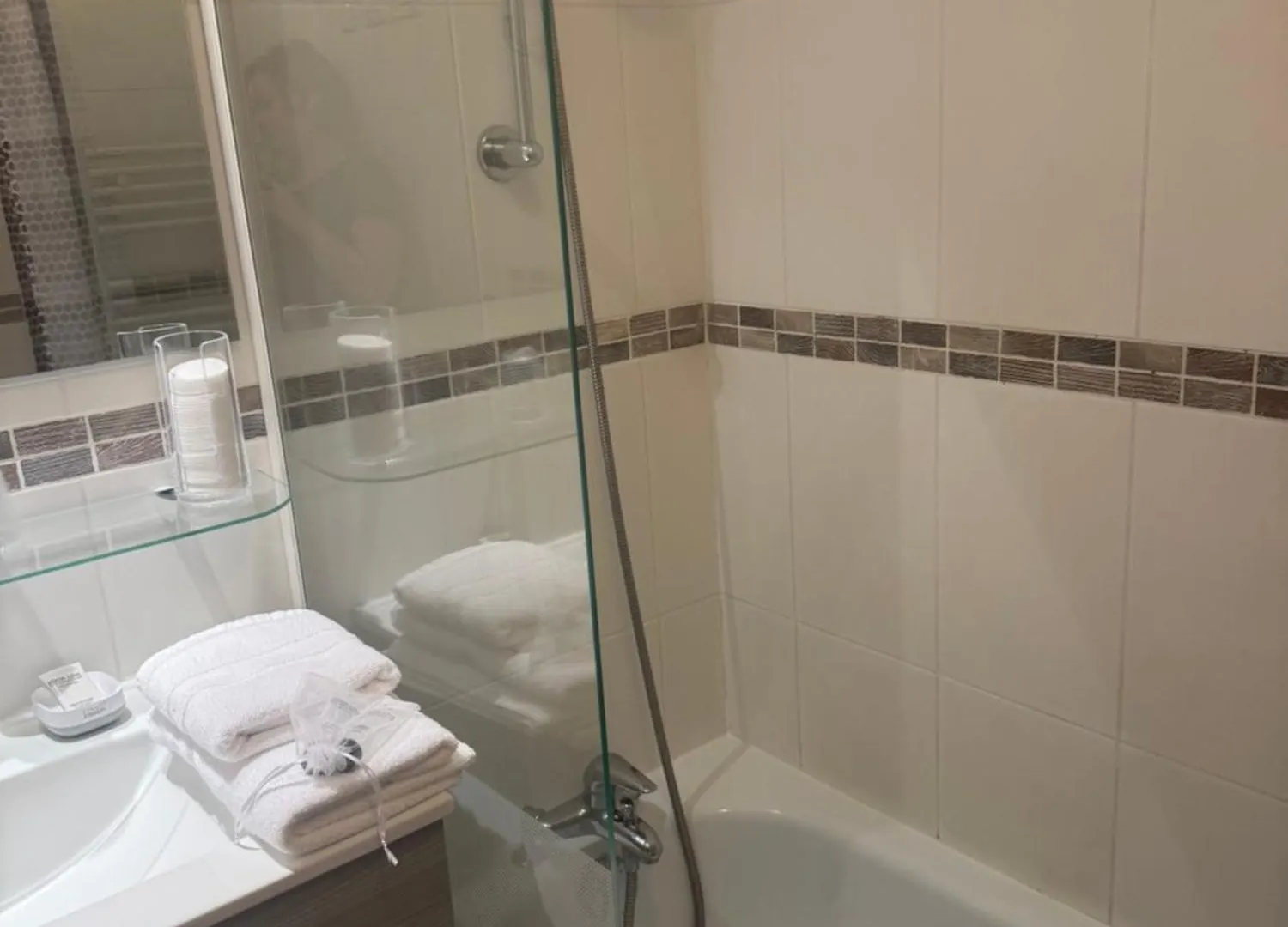 Penthouse - Jacuzzi - Terrace - Parking - 2 Pools Apartment Antibes France